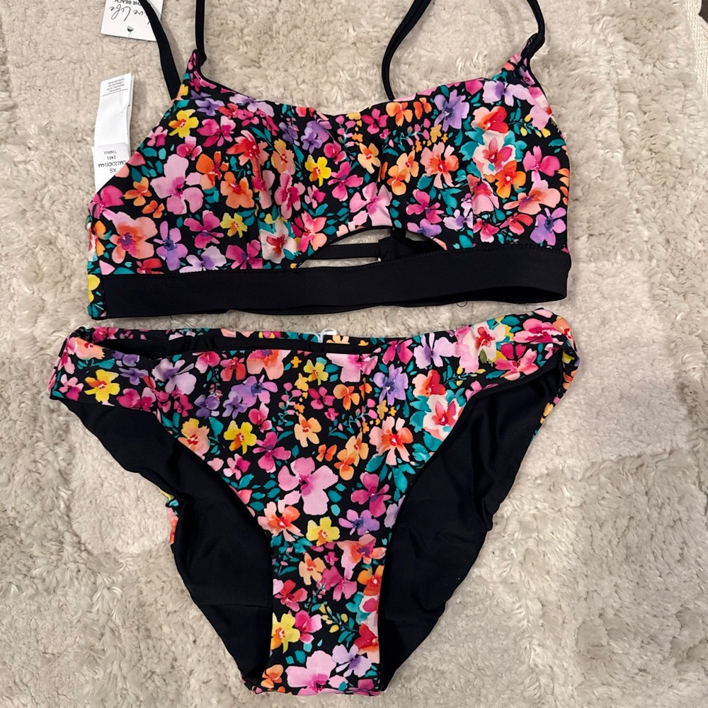 CUPSHE SWIM
